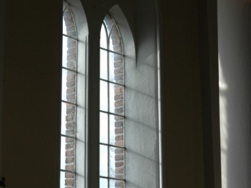 Witrażowe okna kościoła mariawickiego w Cyrusowej Woli